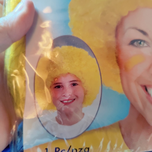 ✔️Yellow wig for Halloween - Picture 5 of 5